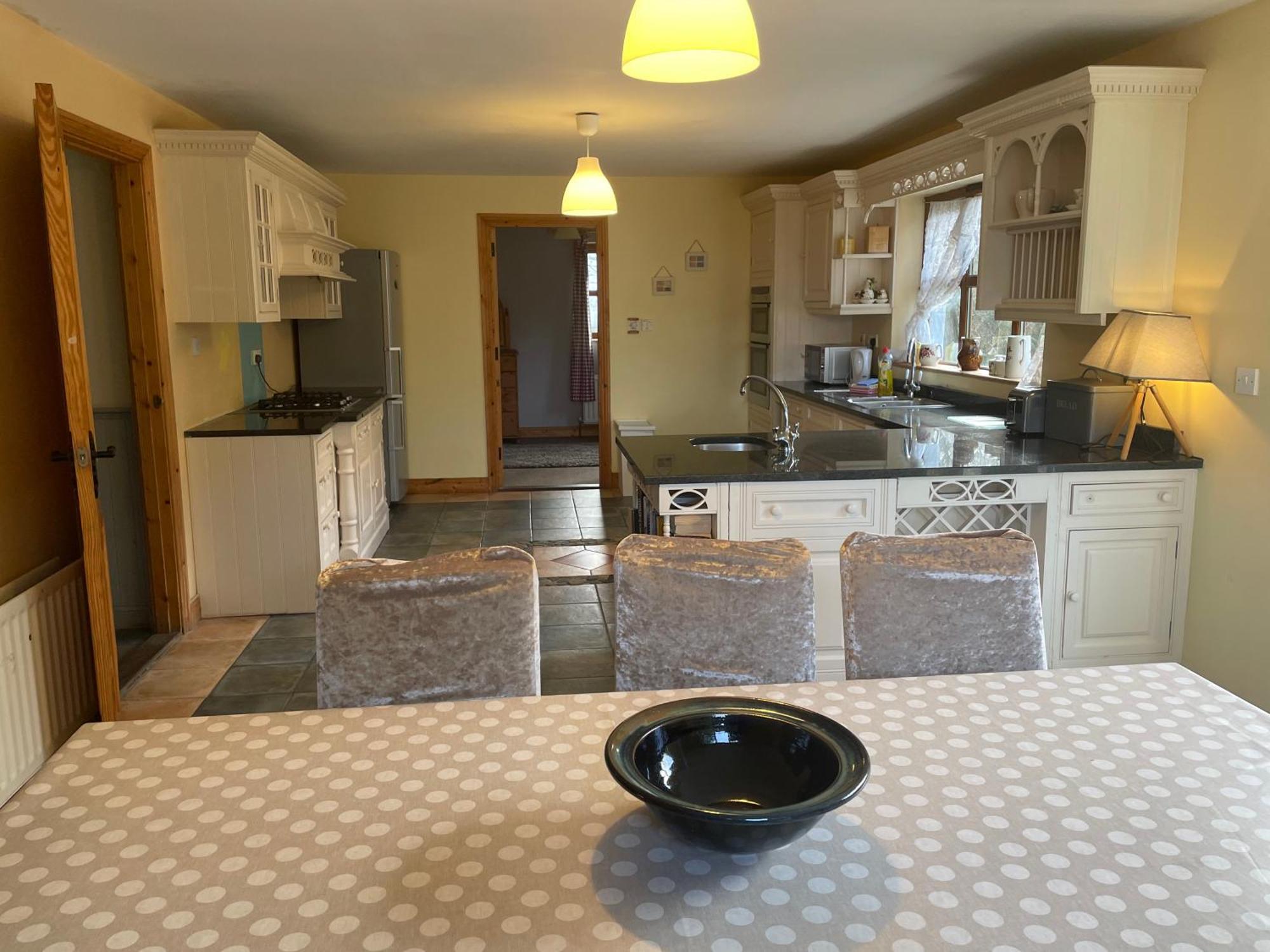 Letterfrack Mountain Farm Cottage On Farm In Village Centre Екстериор снимка